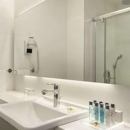 Szálloda Ramada & By Wyndham Izmir 4*