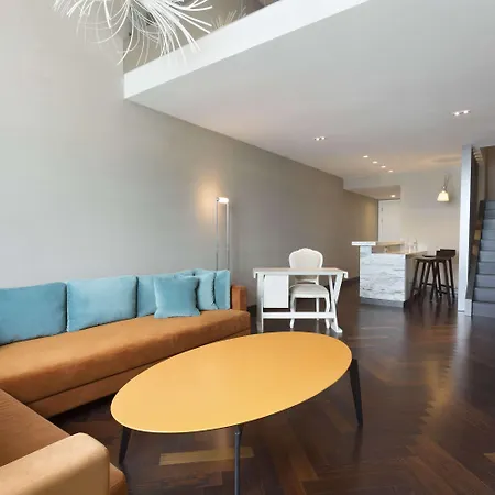 Ramada & By Wyndham Izmir מלון 4*