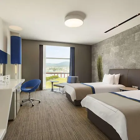 Ramada & By Wyndham Izmir Szálloda Kemalpaşa