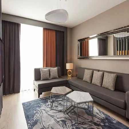 Ramada & By Wyndham Izmir Kemalpasa (Izmir)