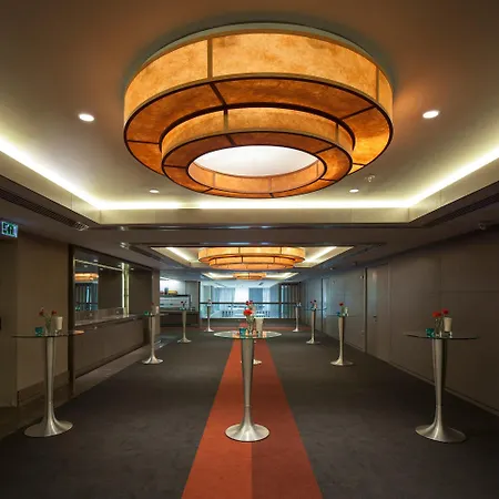 Ramada & By Wyndham Izmir Hotel 4*