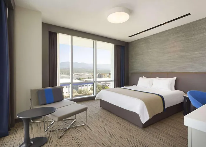 Ramada & By Wyndham Izmir Hotel Kemalpasa (Izmir)