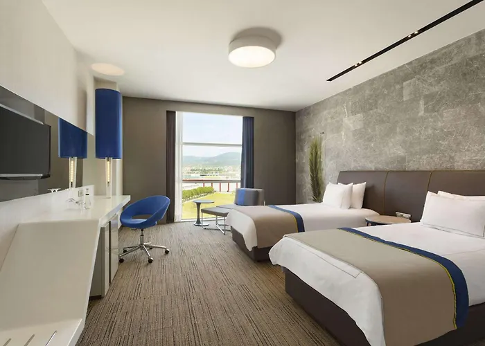 Ramada & By Wyndham Izmir Hotel 4*