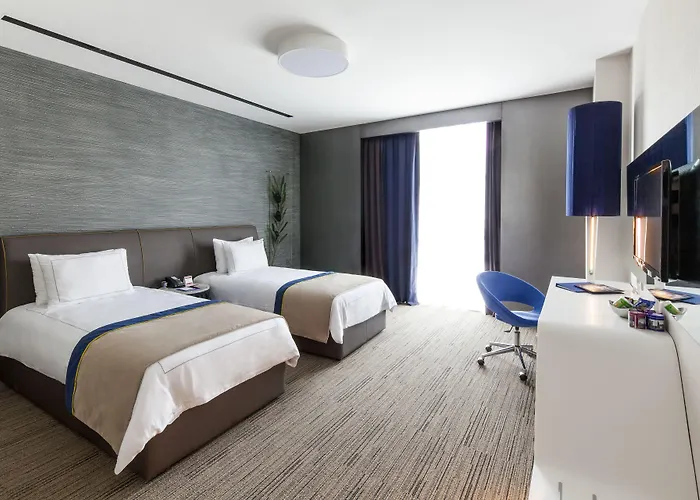 Hotel Ramada & By Wyndham Izmir 4*