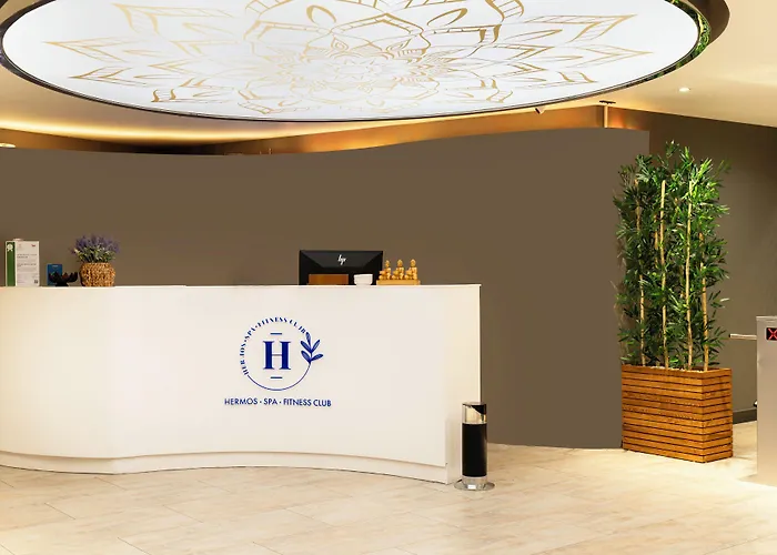 Hotel Ramada & By Wyndham Izmir