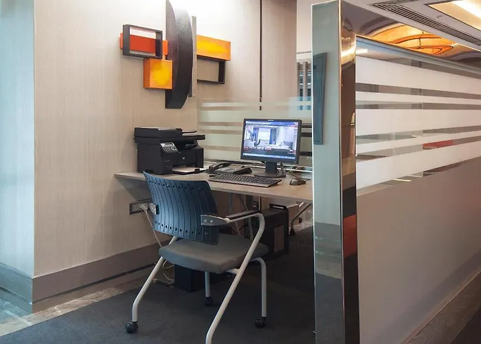 Hotel Ramada & By Wyndham Izmir Kemalpasa (Izmir)