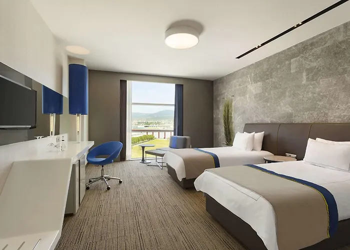 Ramada & By Wyndham Izmir Hotel Kemalpasa (Izmir)