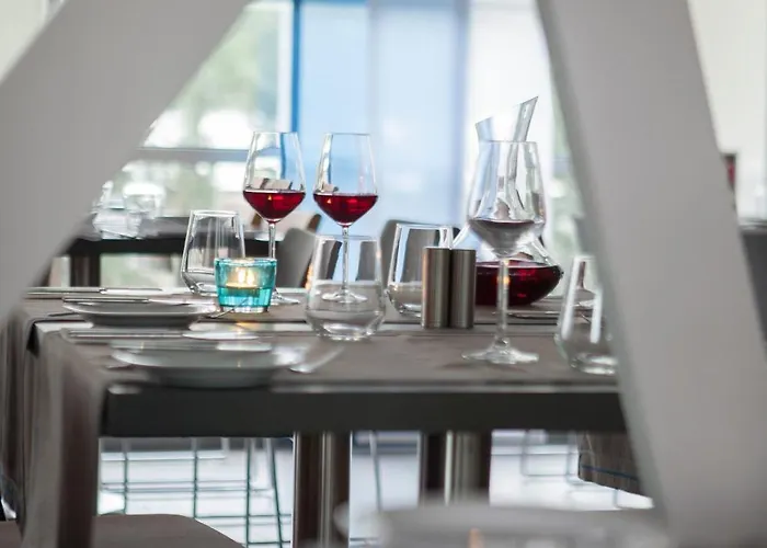 Hotel Ramada & By Wyndham Izmir 4*