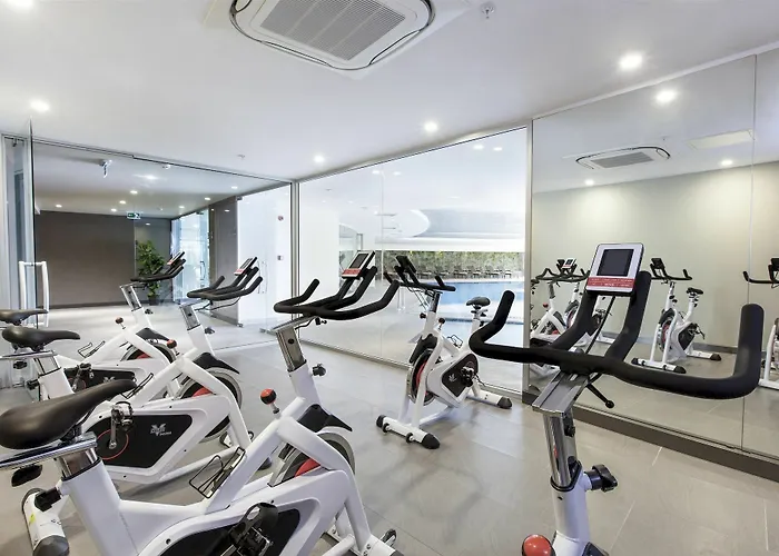 Ramada & By Wyndham Izmir Hotel 4*